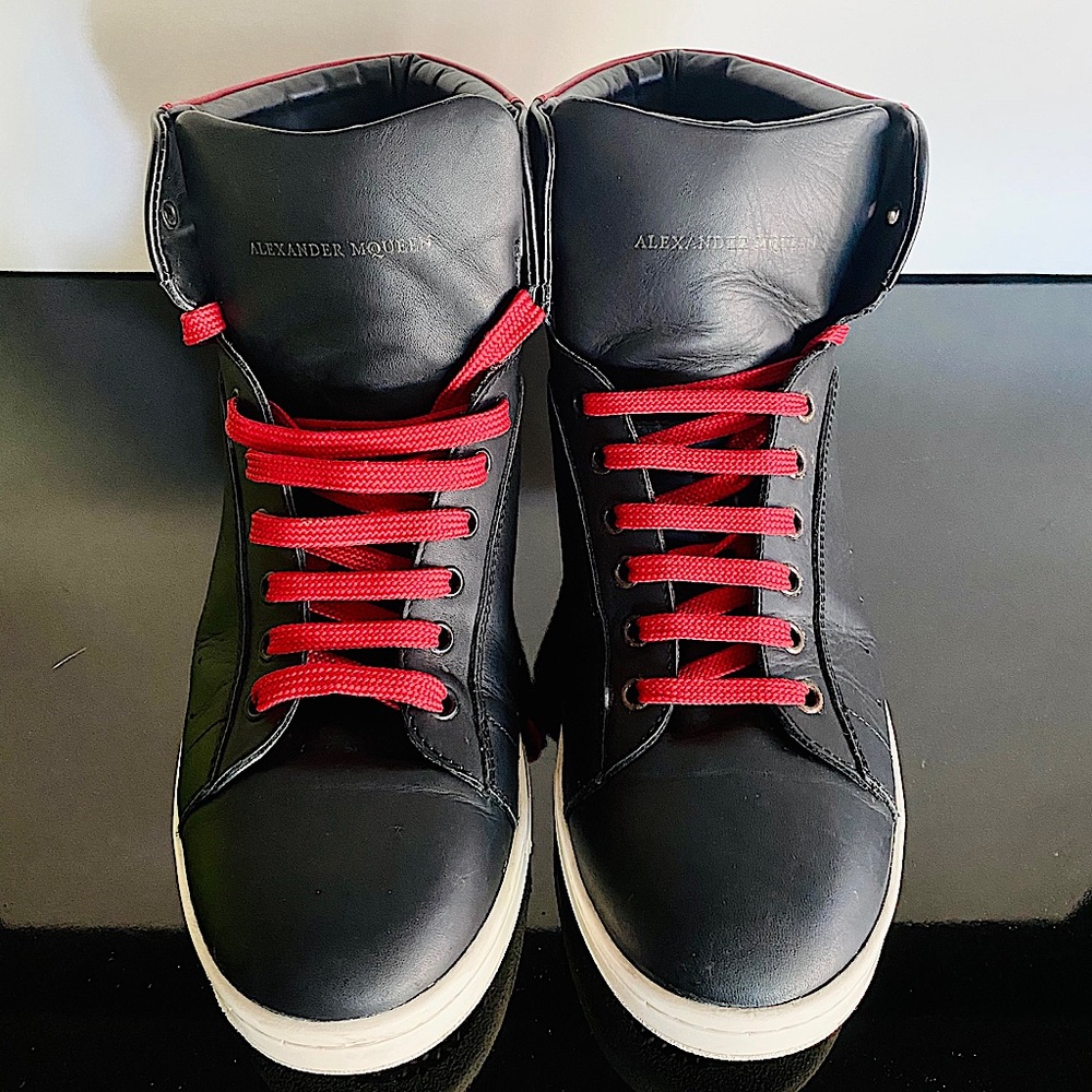 ALEXANDER McQUEEN Leather High-Top Sneakers W/BOX